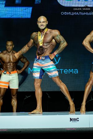 MAN'S PHYSIQUE 179